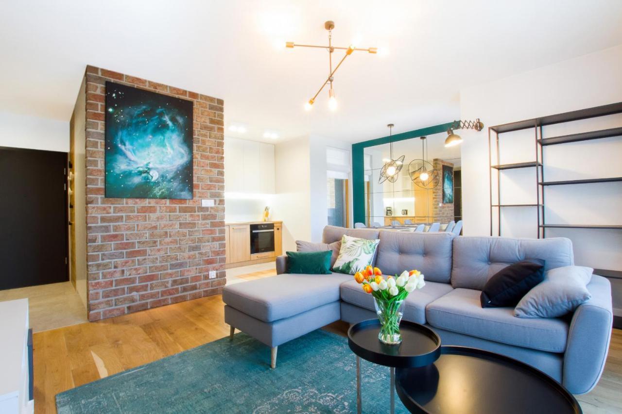 Apartament Front Park Sadowa With Parking By Renters