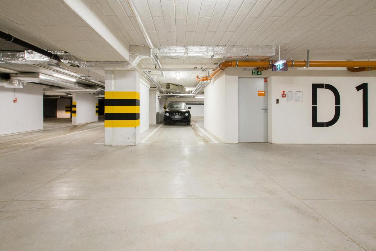 Apartment Front Park Sadowa With Parking By Renters Danzig